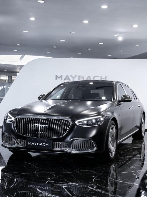 佛山93岚图汽车的售后服务让用户无忧出行，迈巴赫未来的豪华车趋势